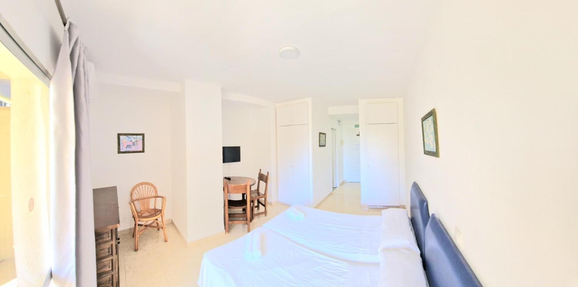 Benal Beach Holidays Apartment Benalmadena Room photo